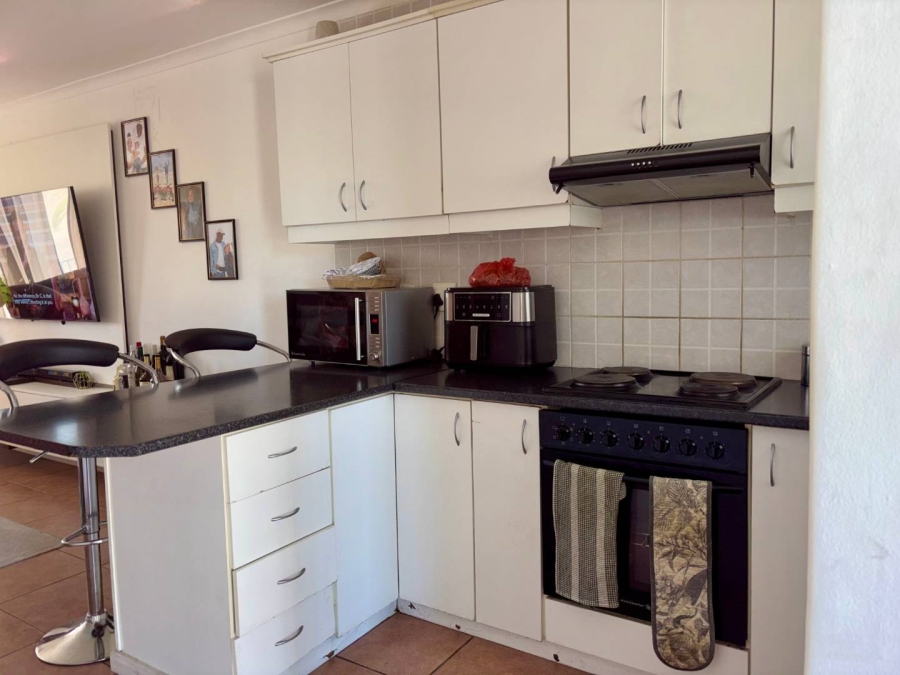 2 Bedroom Property for Sale in Fairview Golf Estate Western Cape